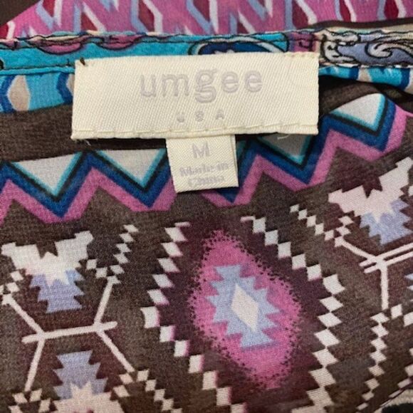 Umgee Blue/Brown/Pink with White Lace V-neck and Lace on sleeves tunic, size M - Picture 3 of 3